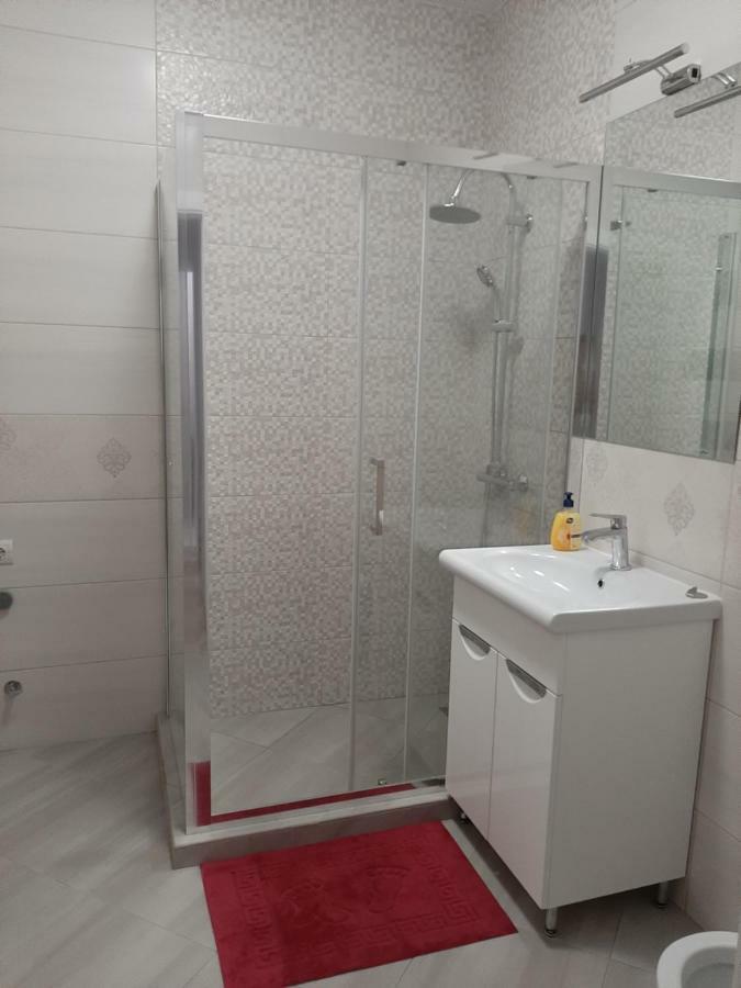 Apartment In Serbska Lviv Eksteriør bilde