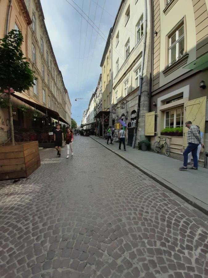 Apartment In Serbska Lviv Eksteriør bilde