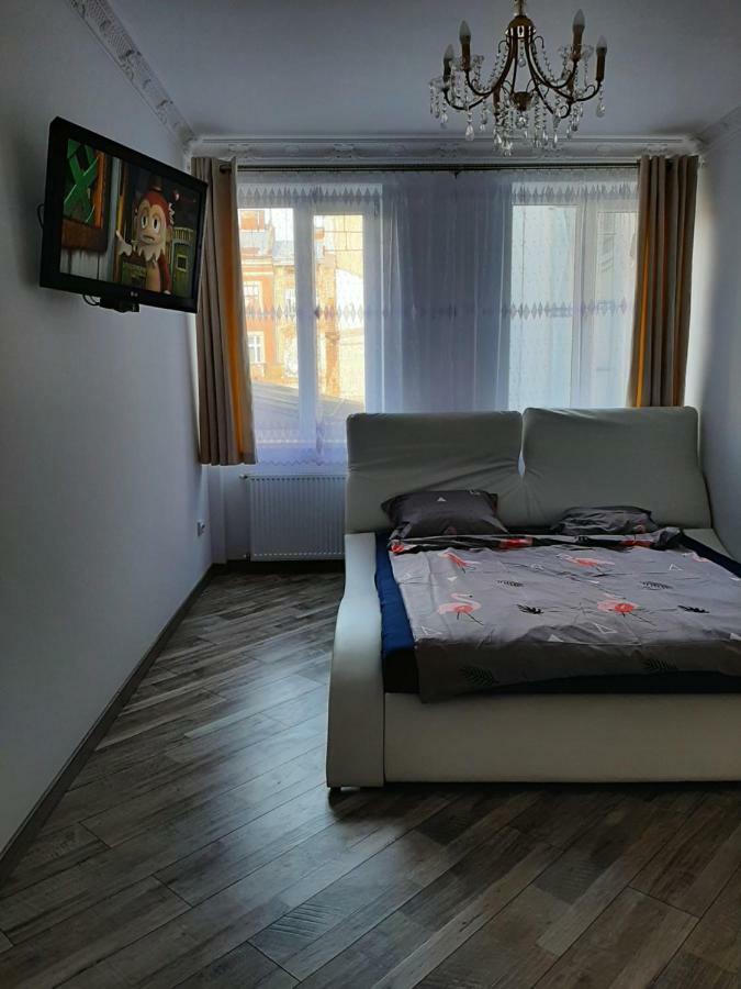 Apartment In Serbska Lviv Eksteriør bilde