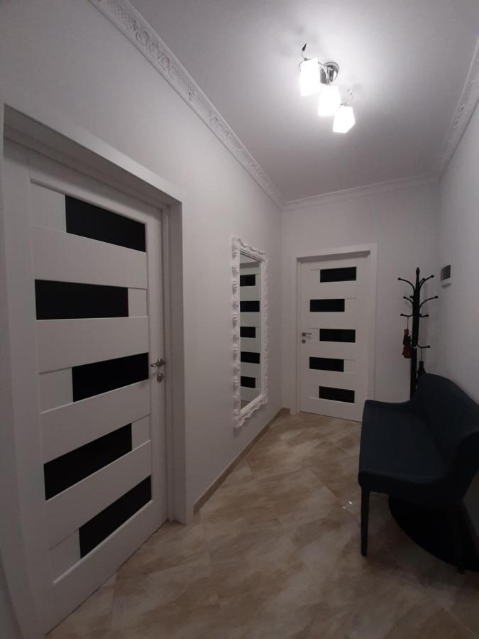 Apartment In Serbska Lviv Eksteriør bilde